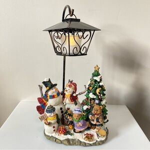 Vintage Christmas Candle Lamp Scene snow people bears festive tree. Original box